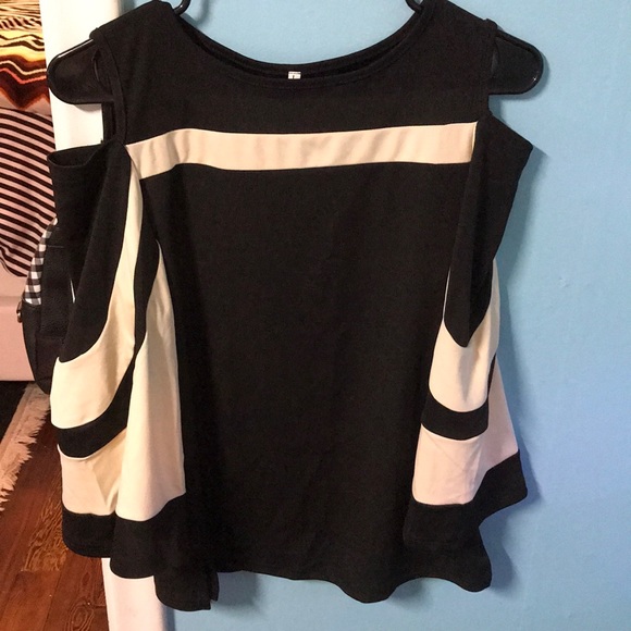 Shirt - Picture 1 of 3